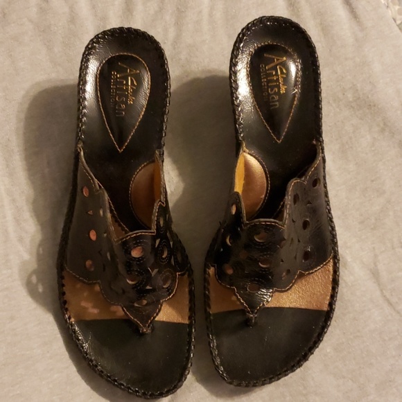 Clarks Shoes - Clarks black leather wedges